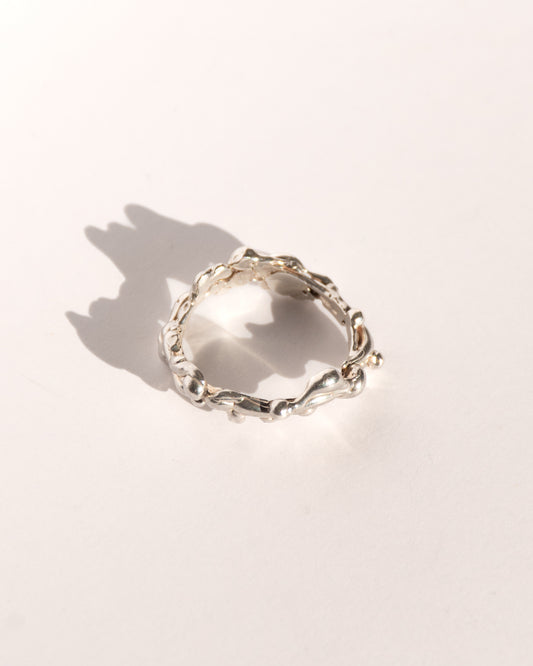 Fluire Band Ring