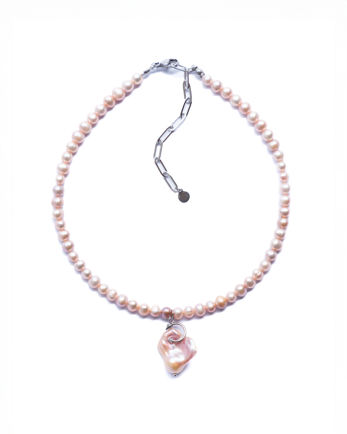 Venus Pearl Necklace